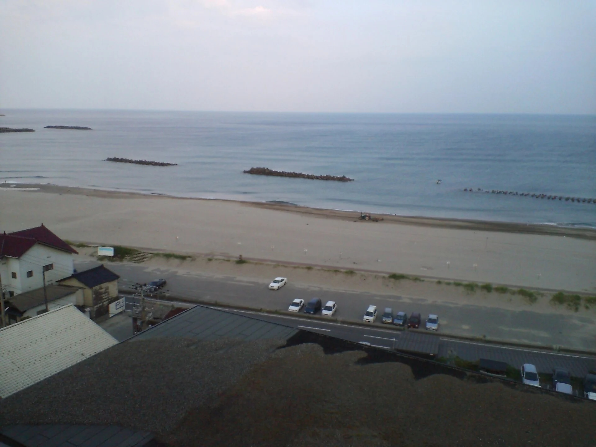 山形県鶴岡市・湯野浜温泉の海辺