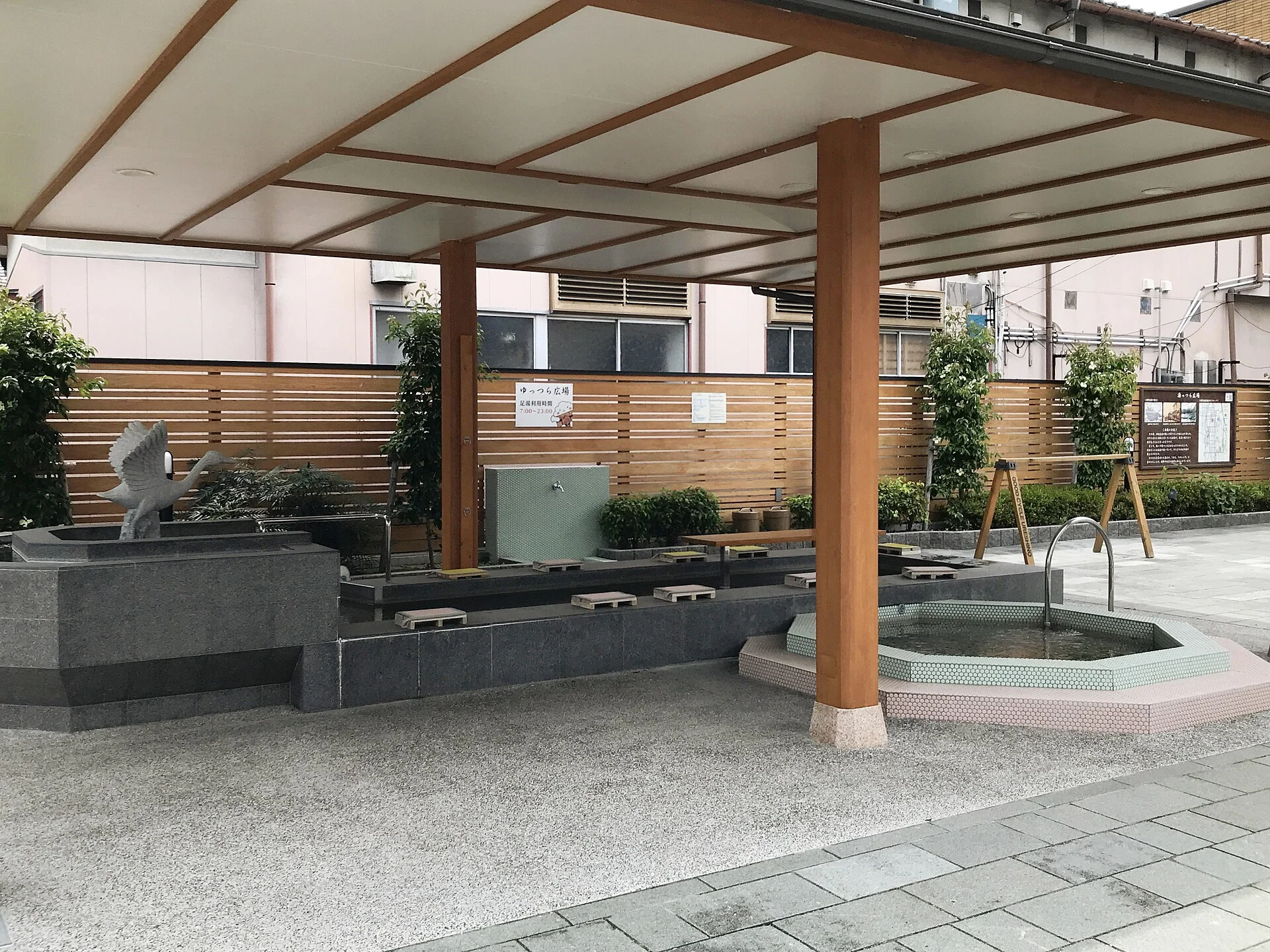 佐賀県嬉野市・湯っつら広場の景観