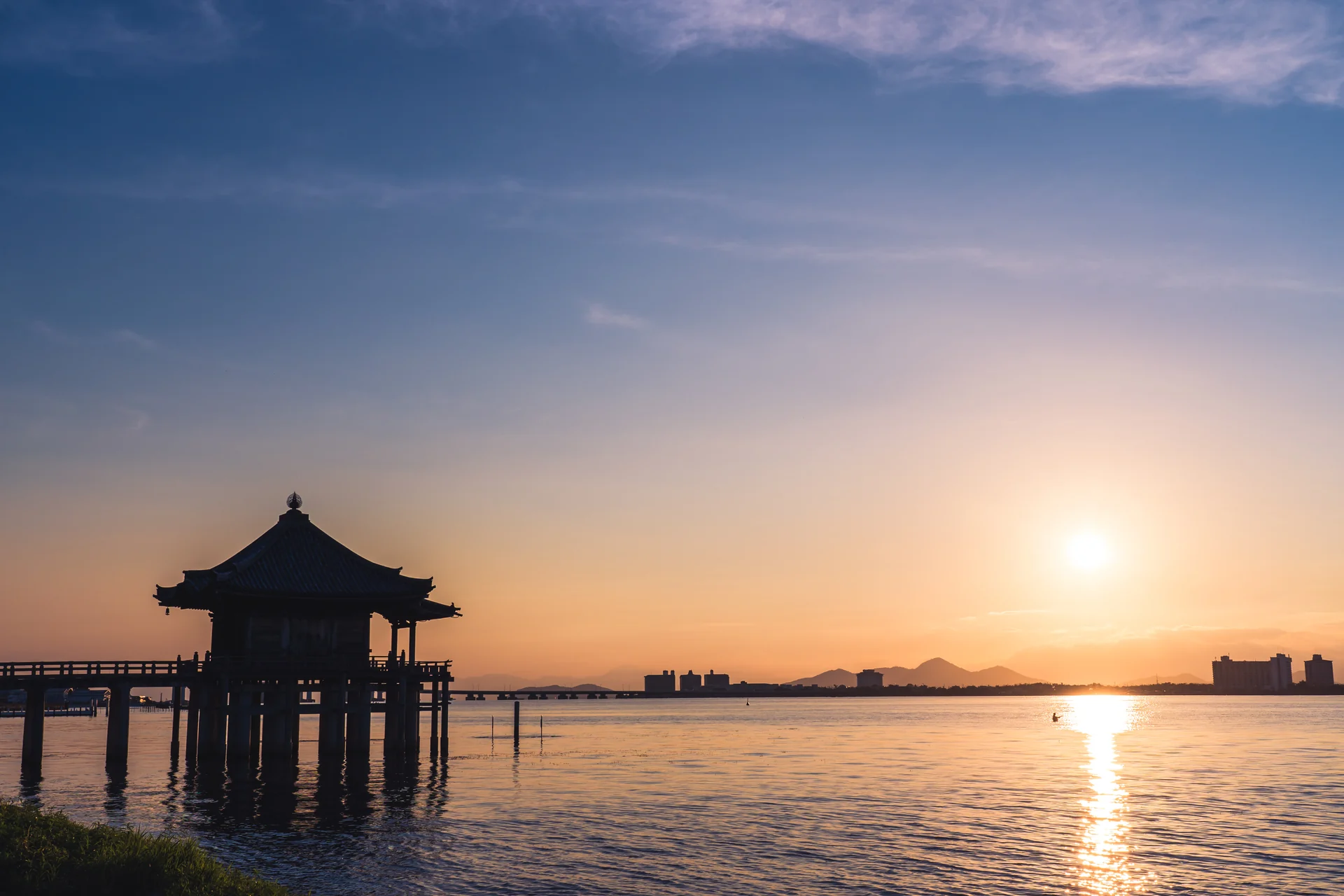 浮御堂