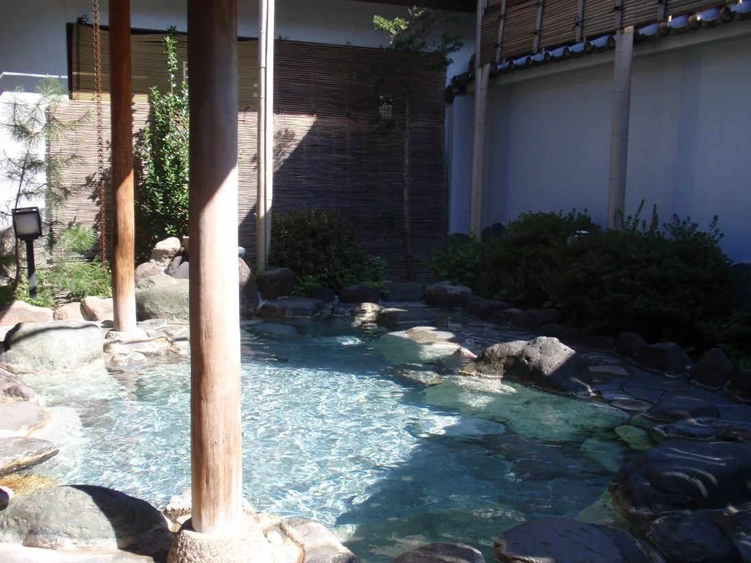鹿教湯温泉・鹿の湯の露天風呂