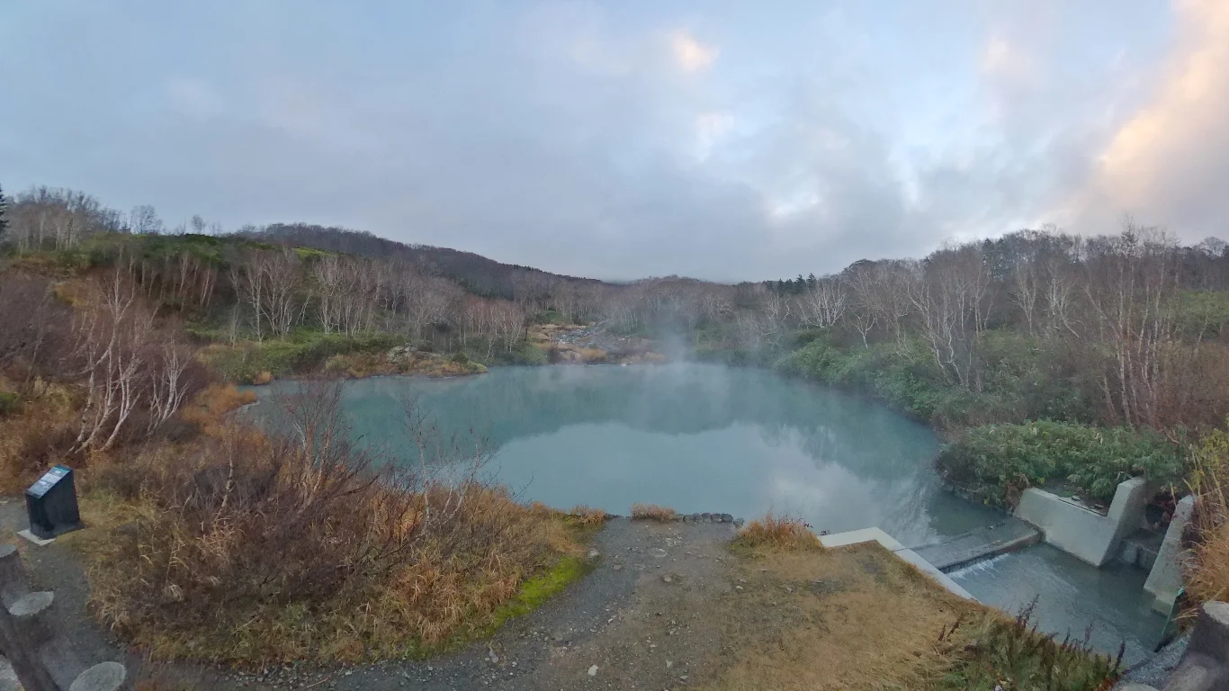 酸ヶ湯周辺・地獄沼の湯けむり