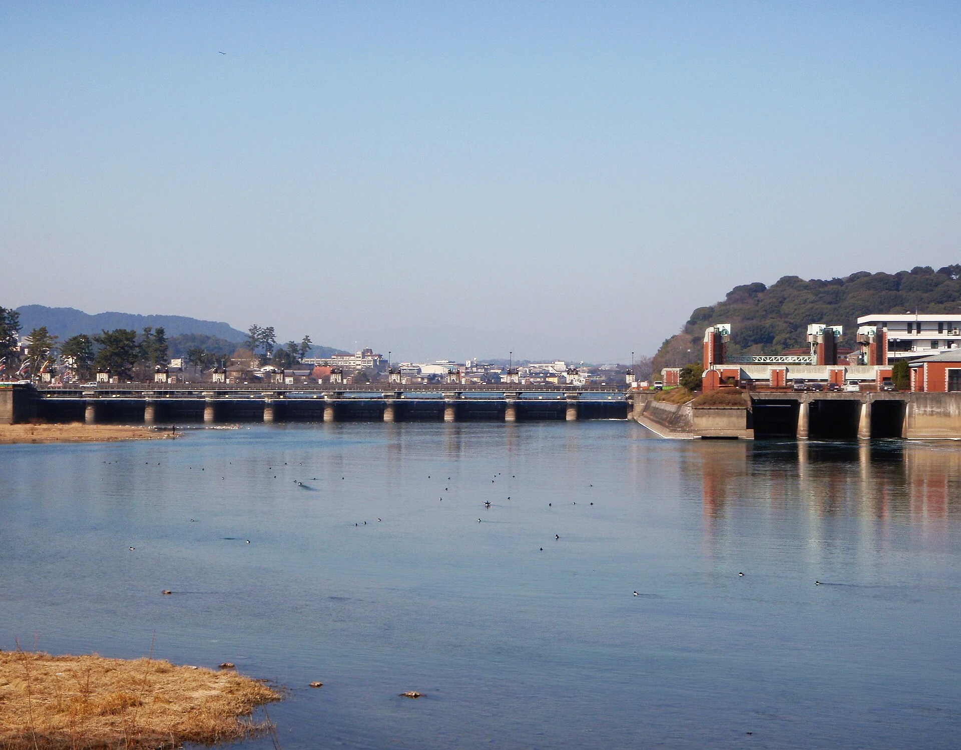 瀬田川
