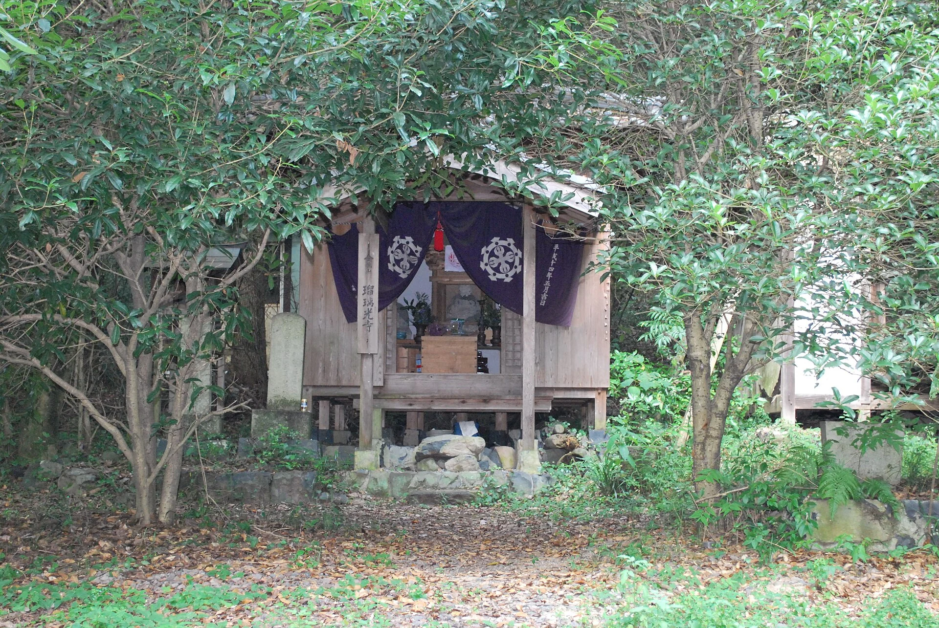 瑠璃光寺