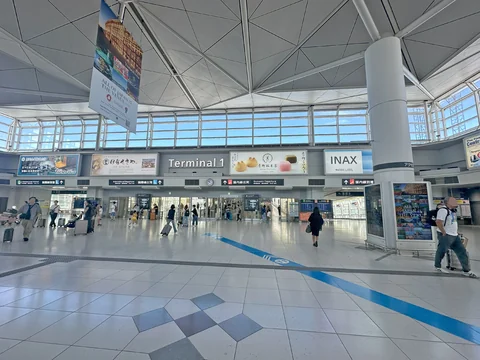 中部国際空港セントレア第1ターミナルの出入口